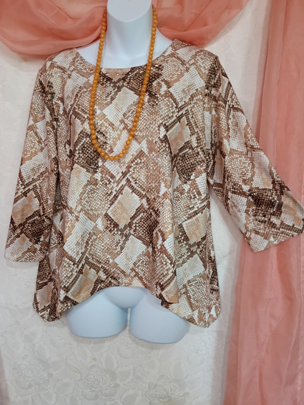 Alfred Dunner Ladies Brown and Cream Snake-Print Tunic Top Sz PM